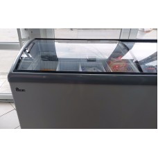 Морозильний лар з гнутим склом JUKA M600S